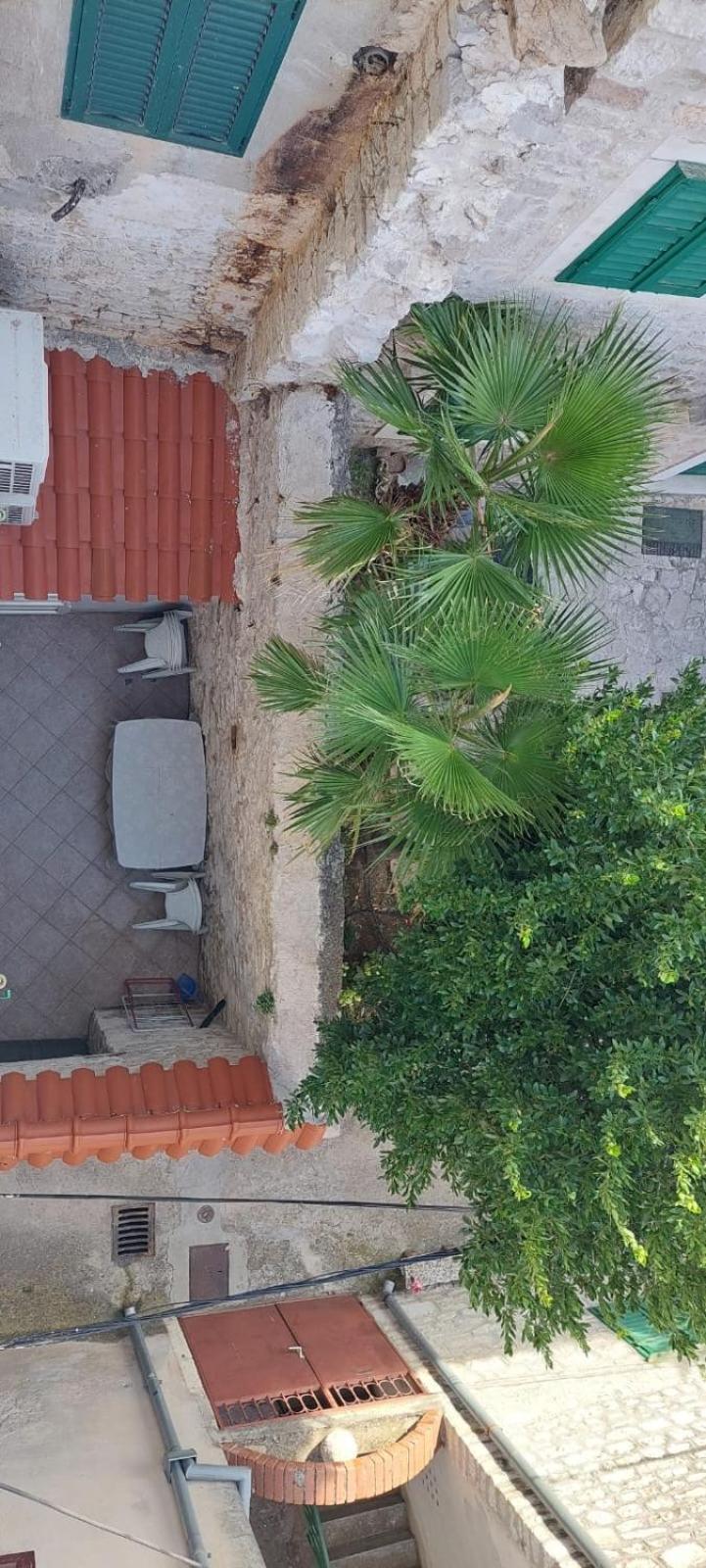 Torriano Holiday House Шибеник Екстер'єр фото